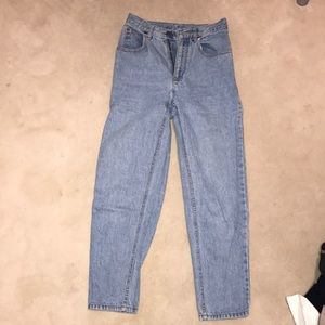 Lizwear mom jean